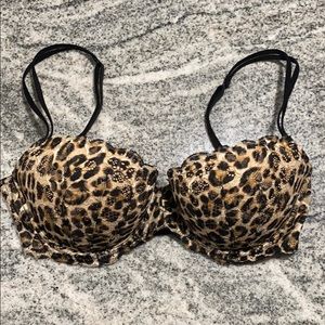 Victoria’s Secret pink push up bra